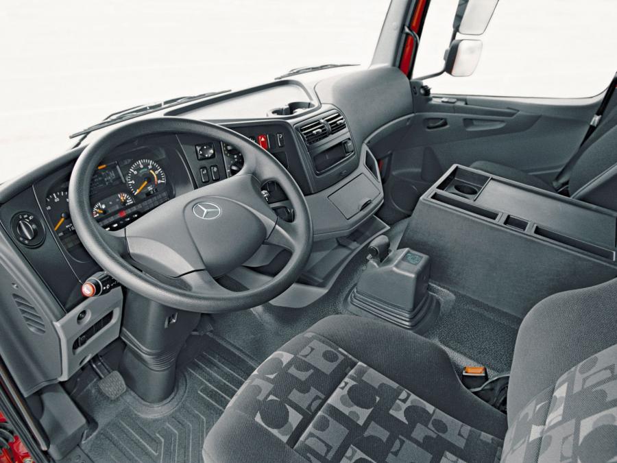  Mercedes-Benz Axor 1840 2005 года  (фото 7 из 9)